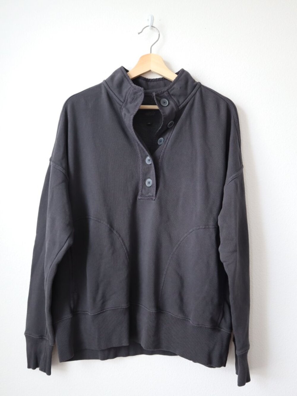 Aerie Oversized Button Front Charcoal Sweatshirt | M